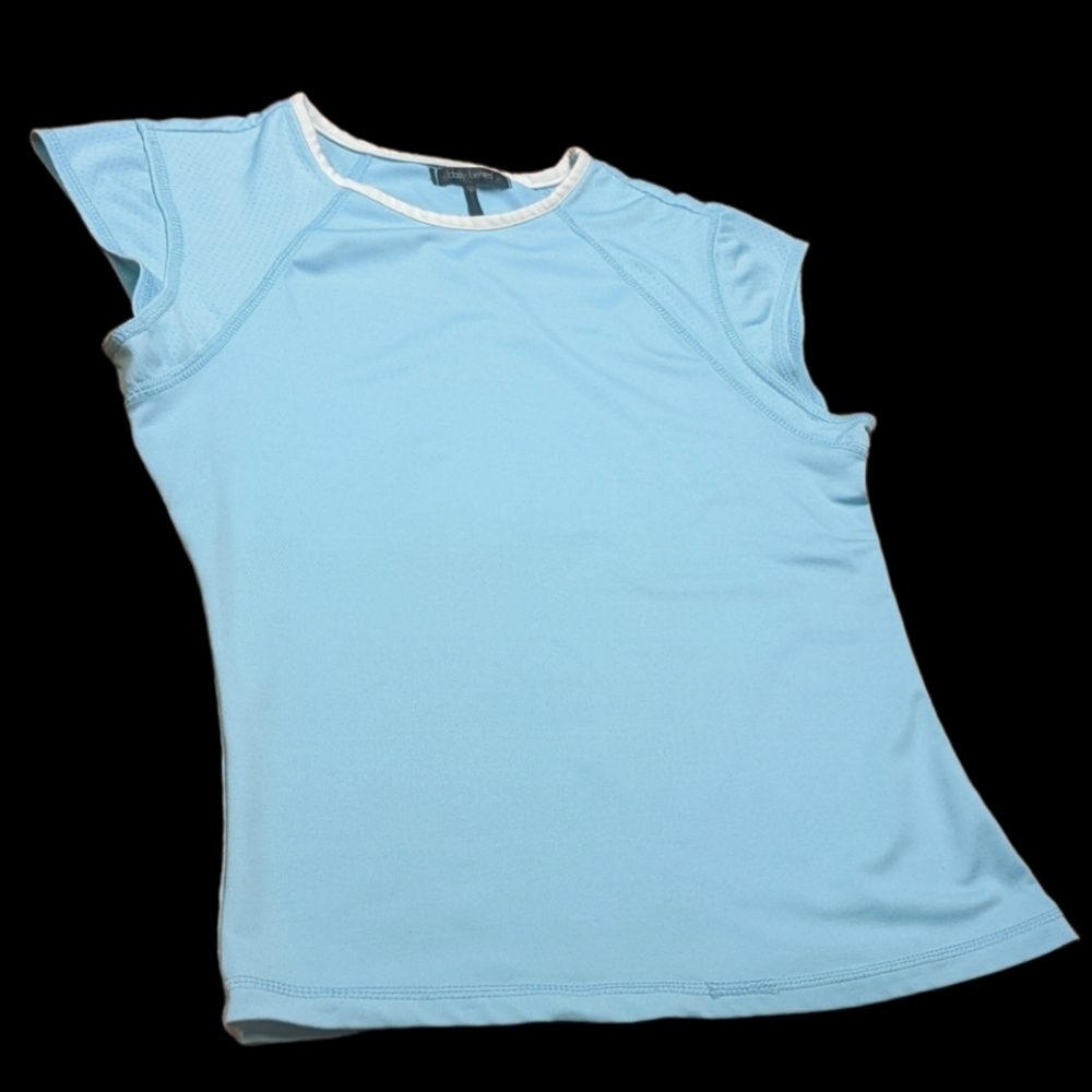 Light Blue Daisy Fuentes Size Small Tee with Mesh Cap Sleeves